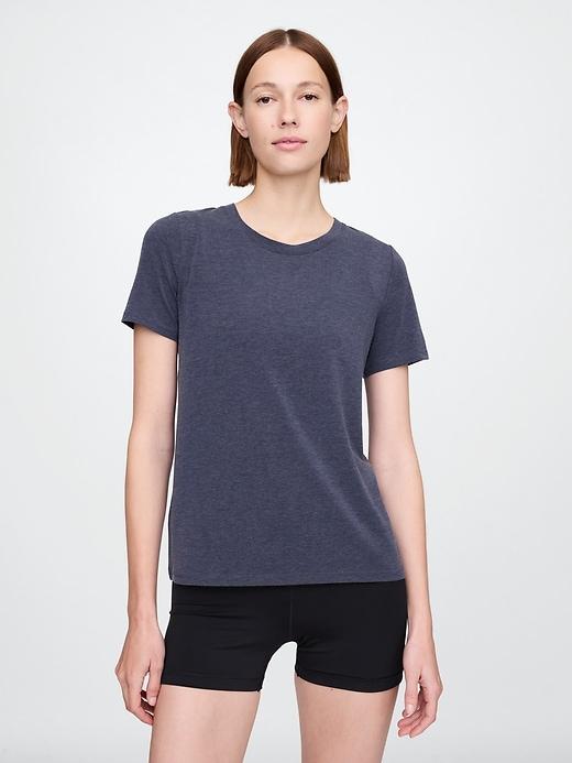 gapfit breathe t-shirt