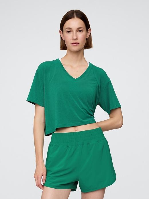 gapfit breathe v-neck crop t-shirt