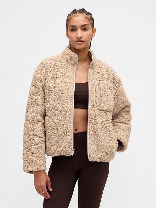 gapfit reversible sherpa jacket