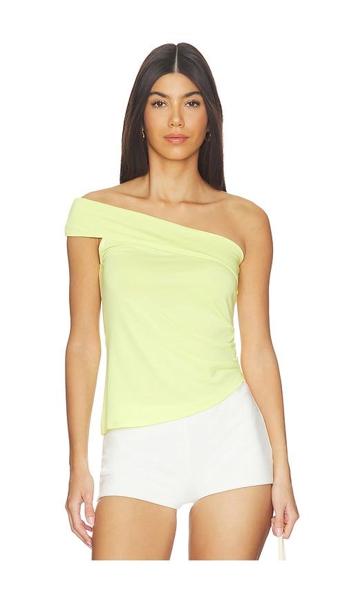 geel divina top in yellow.