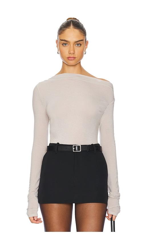 geel drew top in grey.