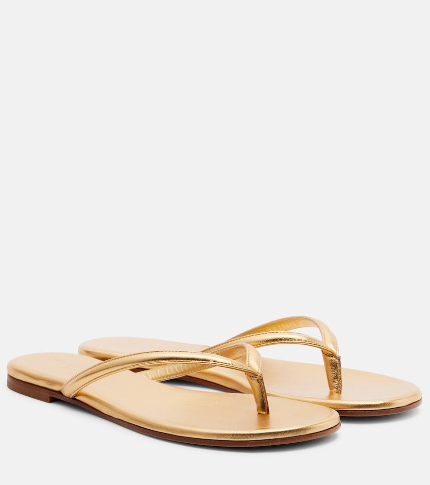 gianvito rossi calypso metallic leather thong sandals