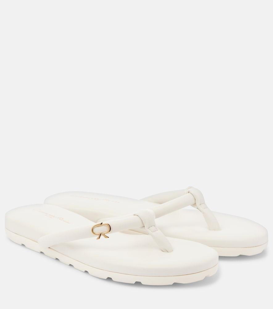gianvito rossi juno leather thong sandals