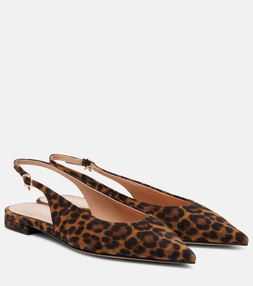 gianvito rossi robbie leopard