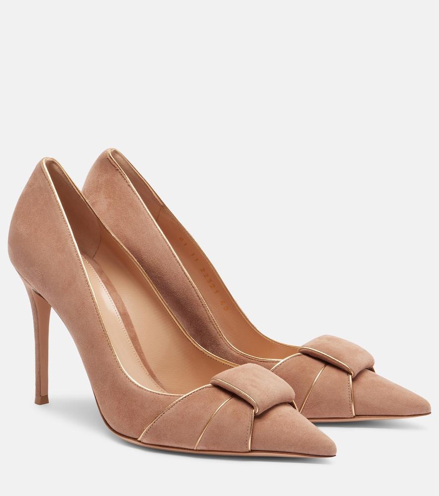 gianvito rossi suede pumps