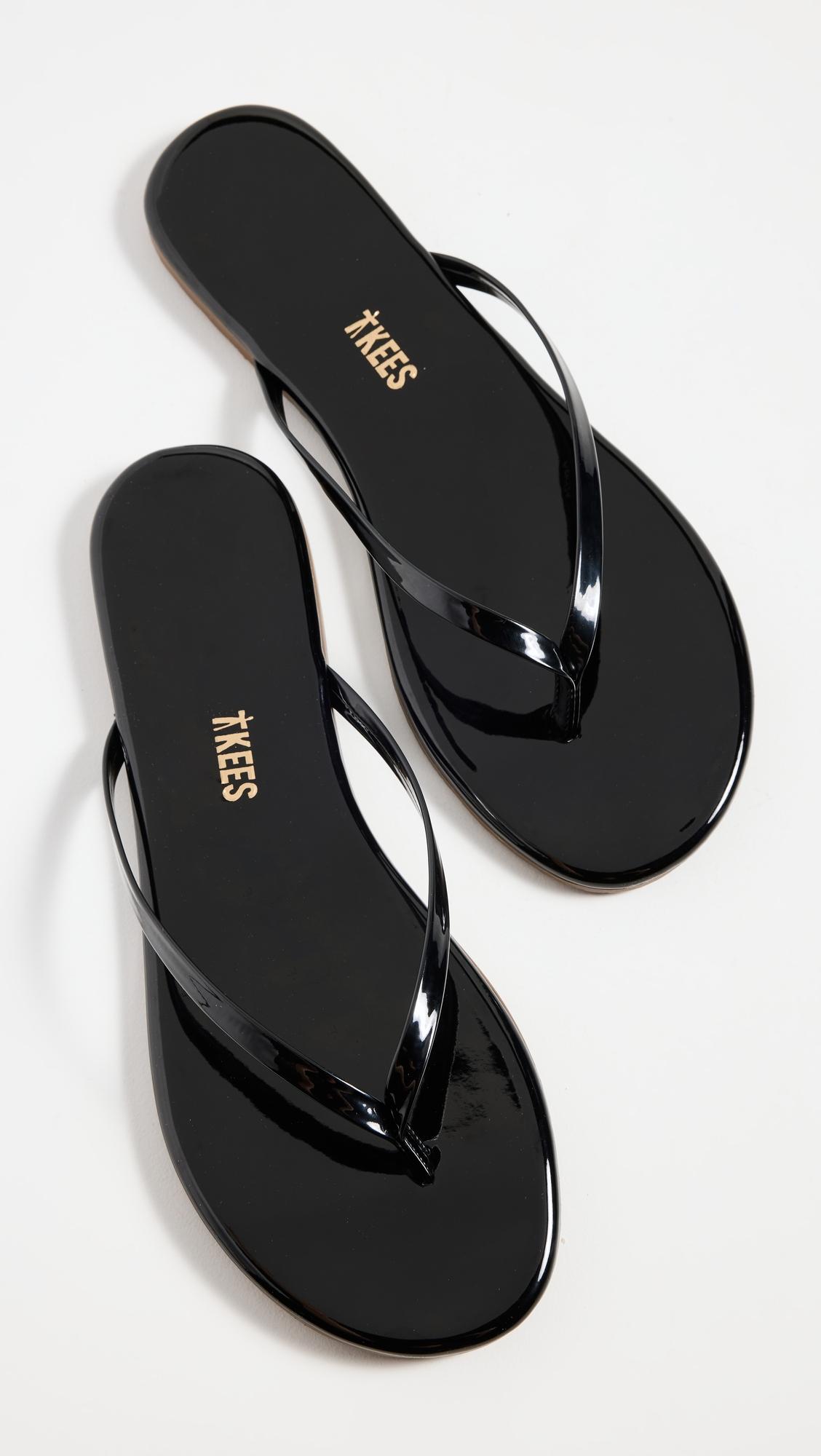 glosses flip flops