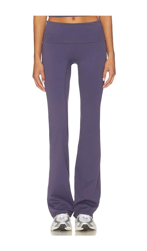 gold hinge essentials foldover flare pant in navy.