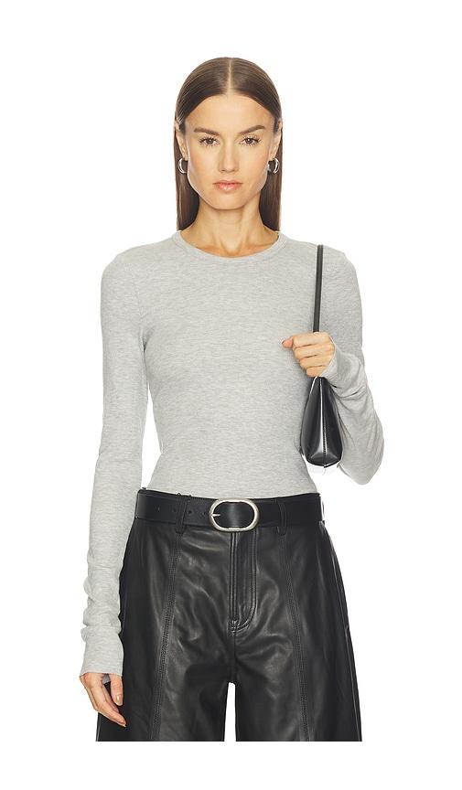 grlfrnd crew neck extra long sleeve tee in light grey.