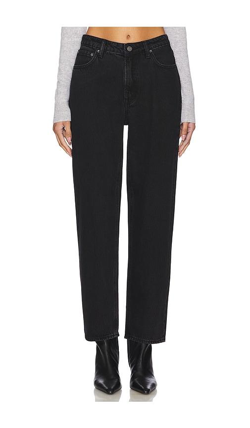 grlfrnd eva relaxed 90's jeans in black.