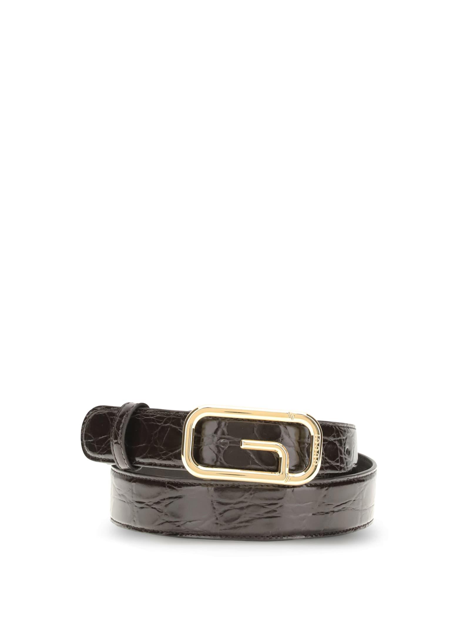 gucci reversible belt featuring a g square buckle