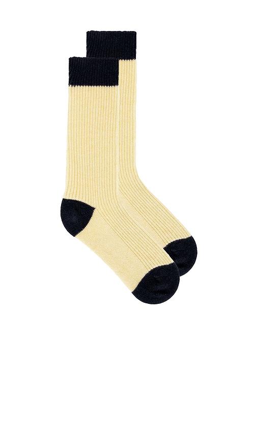 guest in residence the soft socks in yellow.