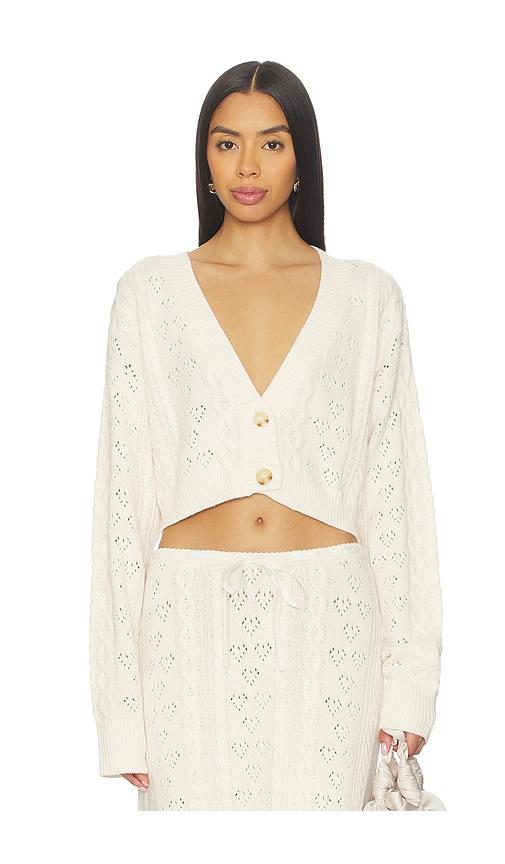 guizio noah cable crop cardigan in white.