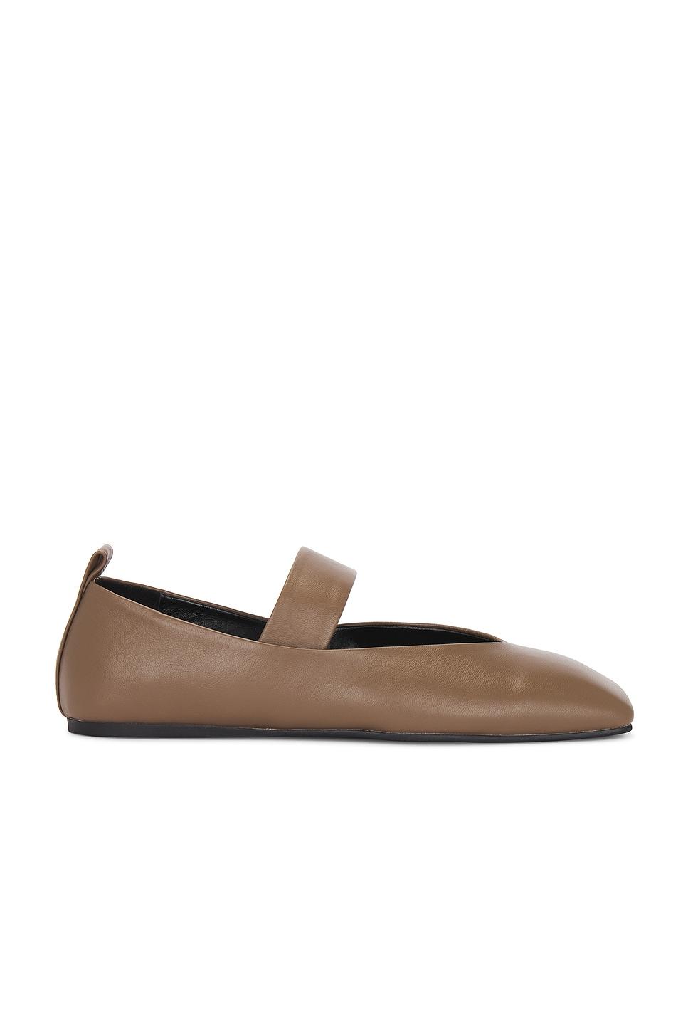 hawaii ballet flat