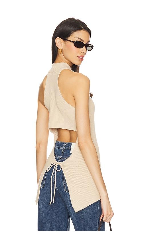 heartloom parry top in neutral.