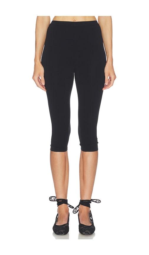 helsa beckette knit capri in black.