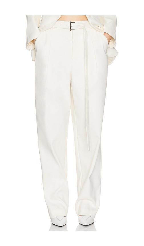 helsa the barrel pant in white.