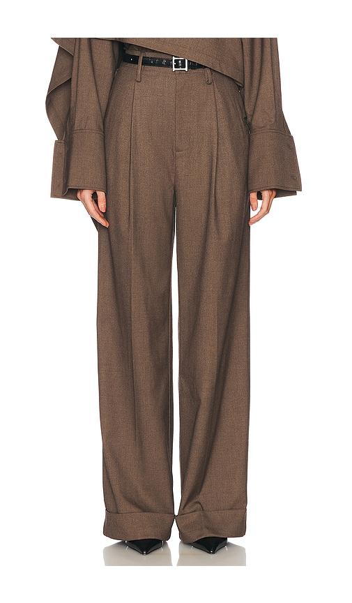 helsa the paperbag trouser in brown.