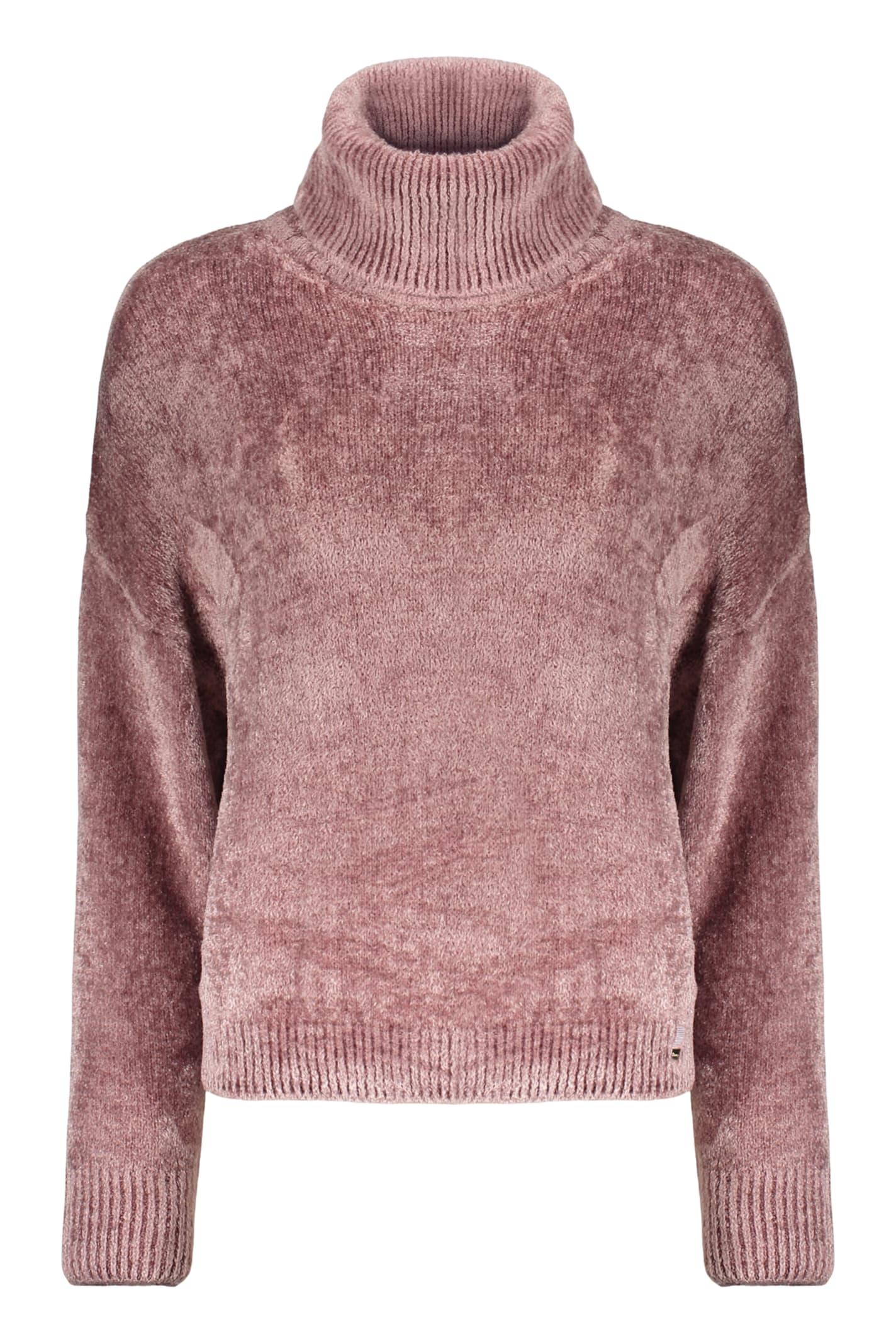herno pink sweater with a high elegant collar