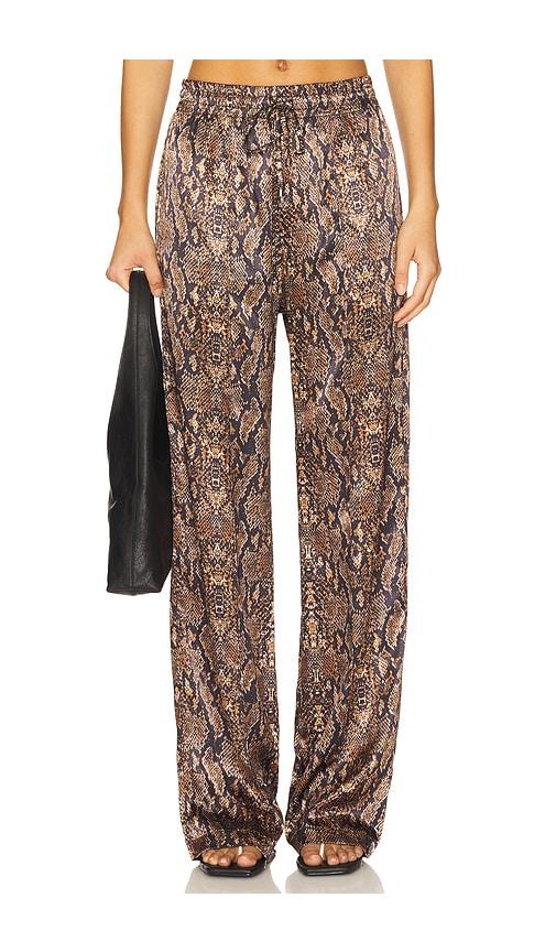 heroine sport girlfriend pant in brown.