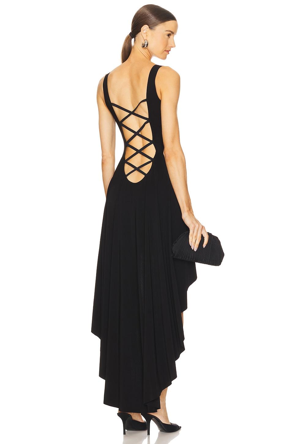 hi low sleeveless gown