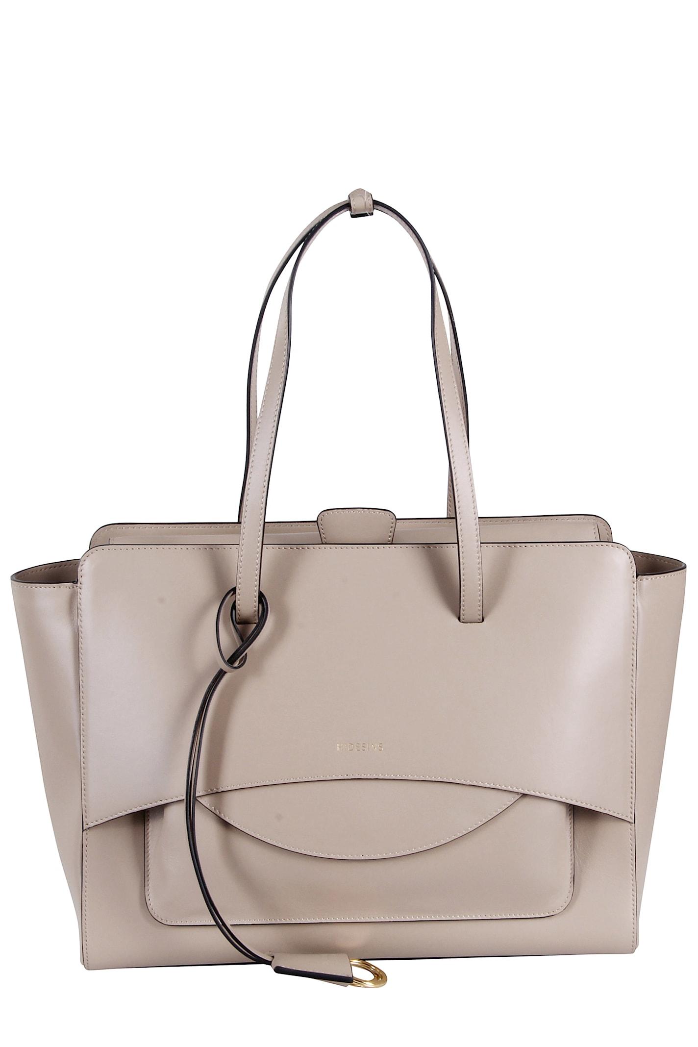 hidesins flap l premiere