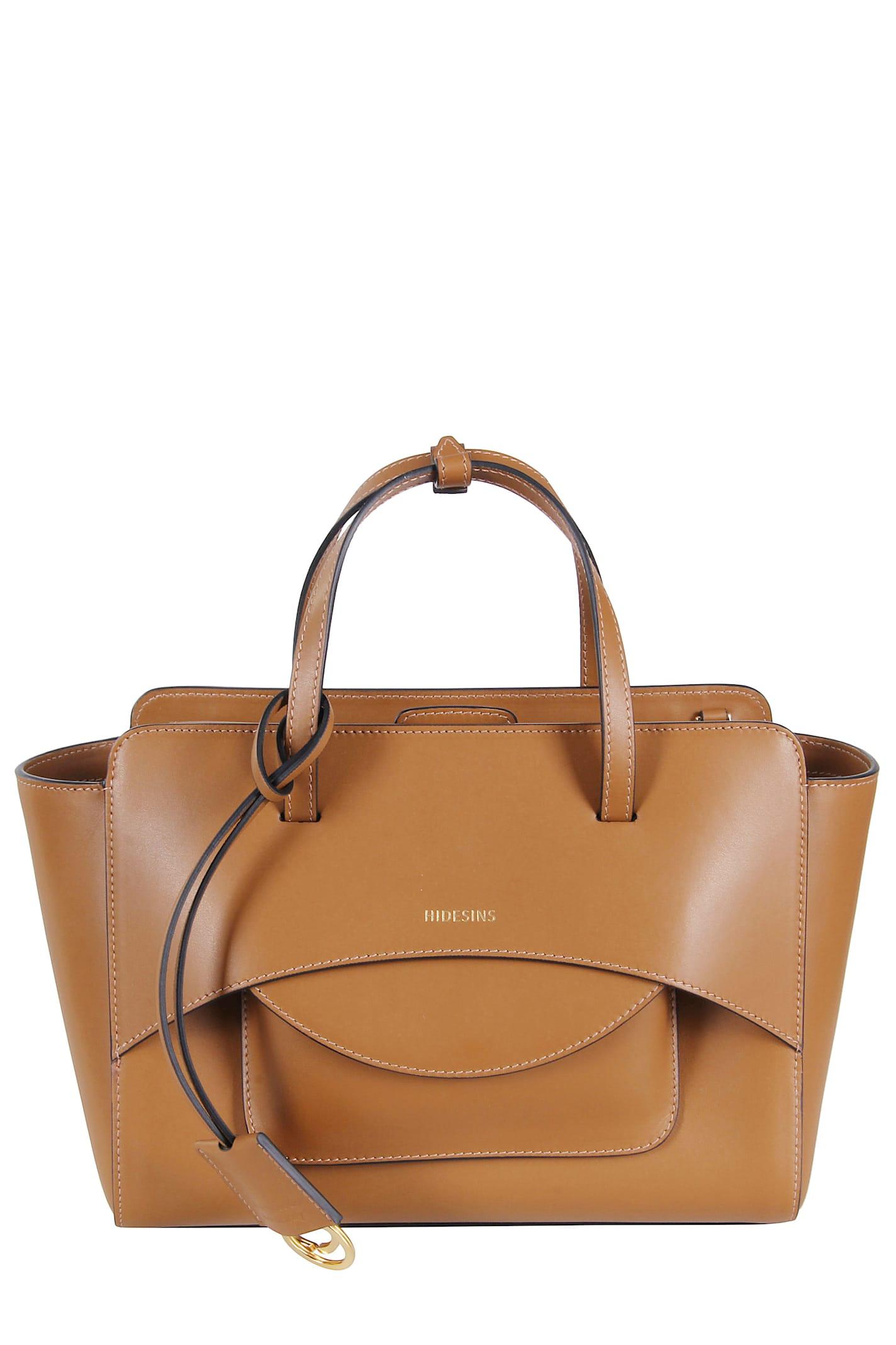 hidesins flap m premiere