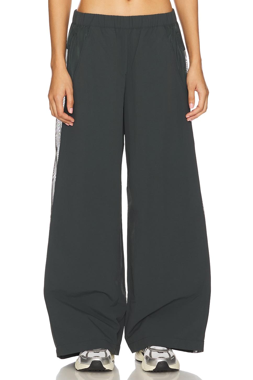 high-waist origin wide leg track pant