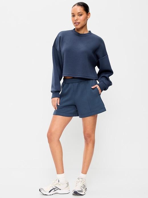 high-waisted bounce fleece shorts -- 5-inch inseam