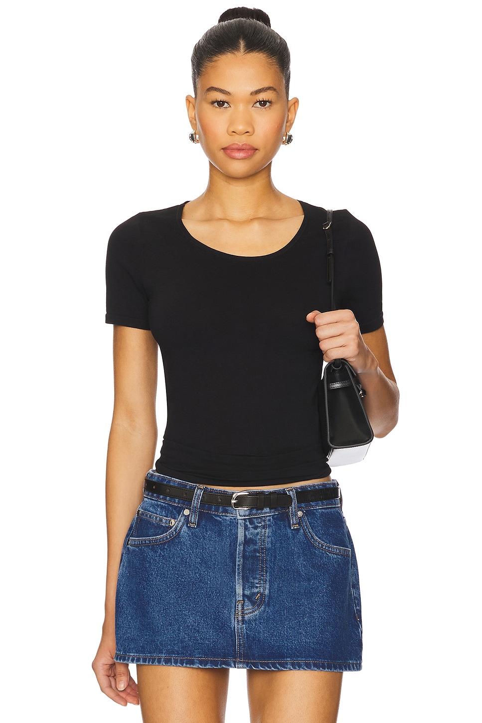 holly shaping tee