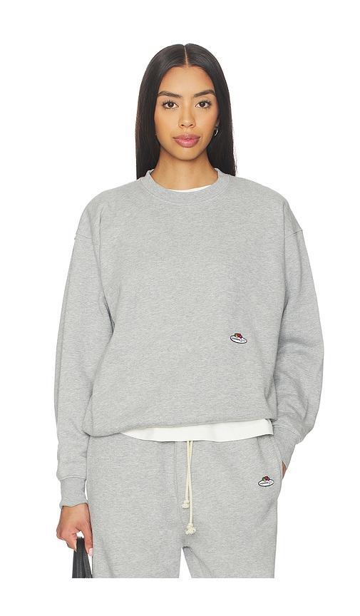 hommegirls x fruit of the loom crewneck sweatshirt in light grey.