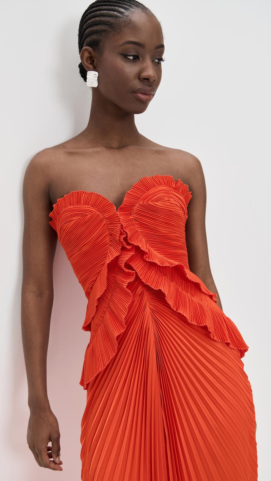 isabell sweetheart neck gown