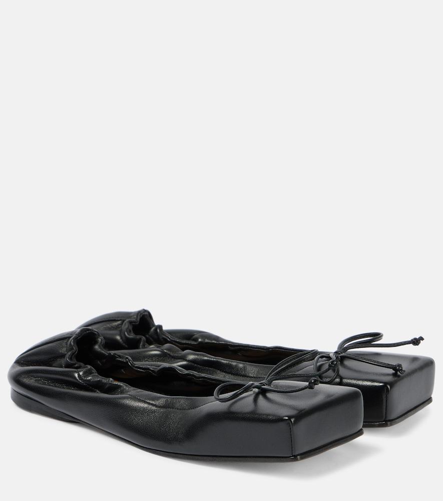 jacquemus ballet leather ballet flats