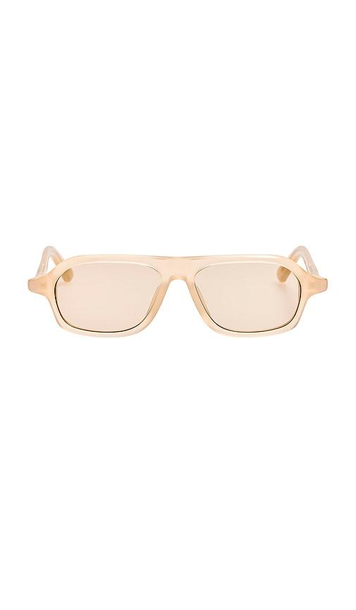 jacquemus bcane sunglasses in nude.