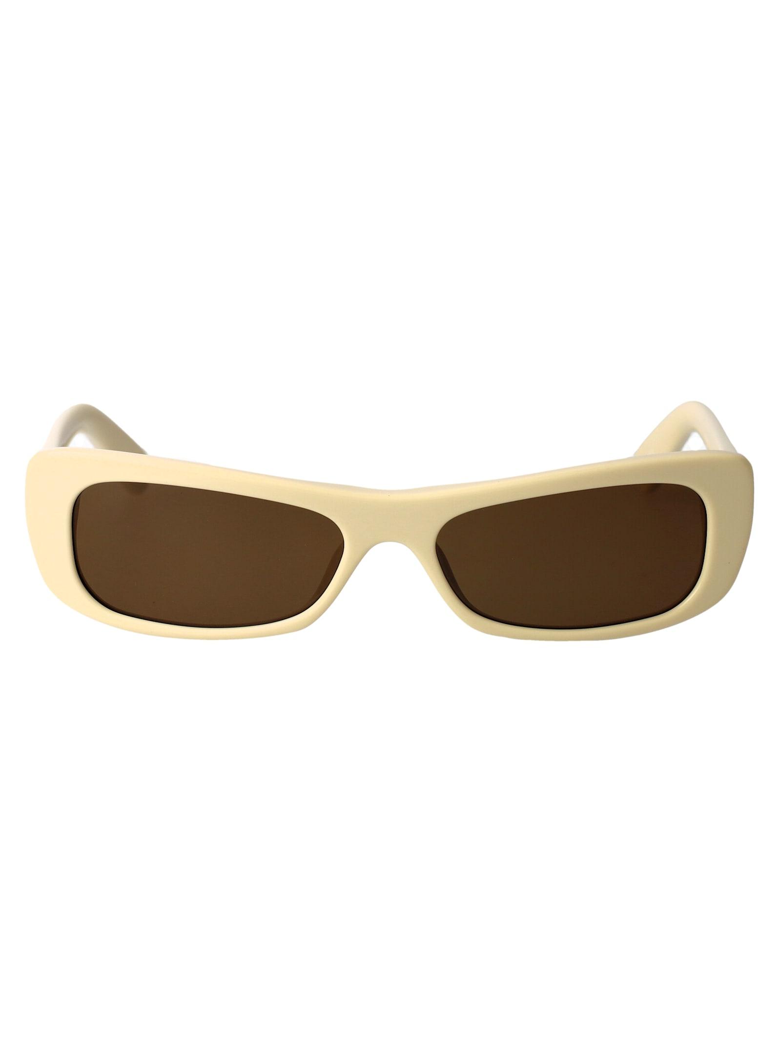 jacquemus capri sunglasses