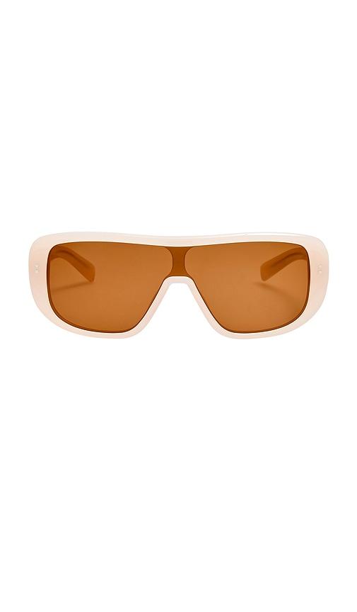 jacquemus shield sunglasses in cream.