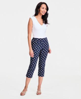 jm collection womens printed pull on capri pants macys exclusive