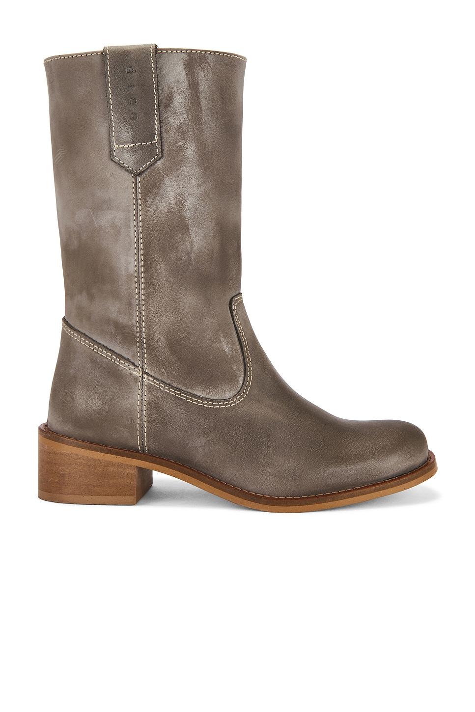 julia gaucho boot