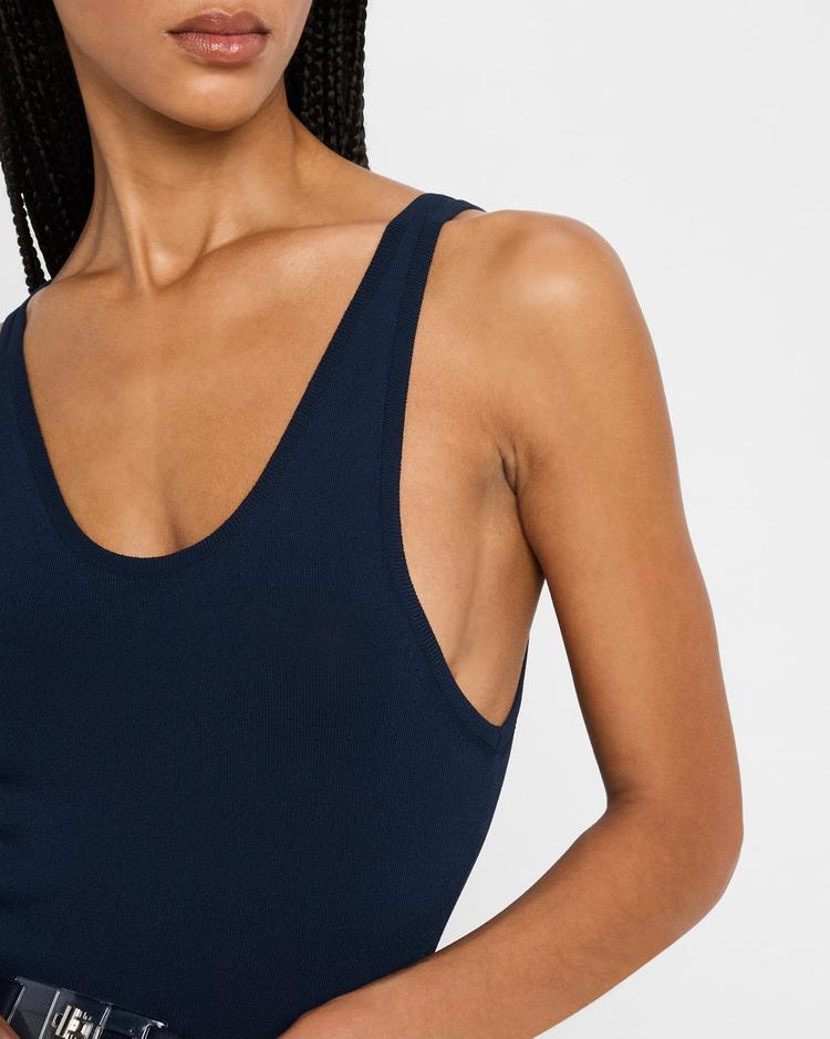 julia scoop-neck knit tank top with turnlock belt
