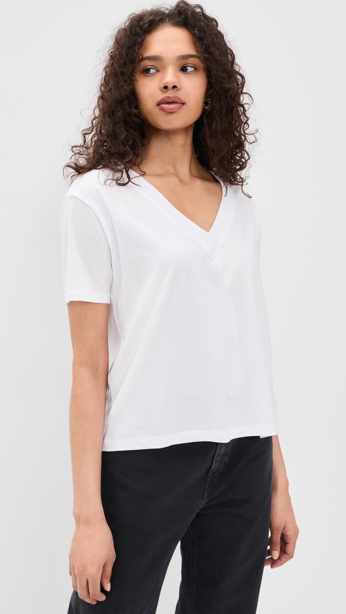 kacey v neck tee