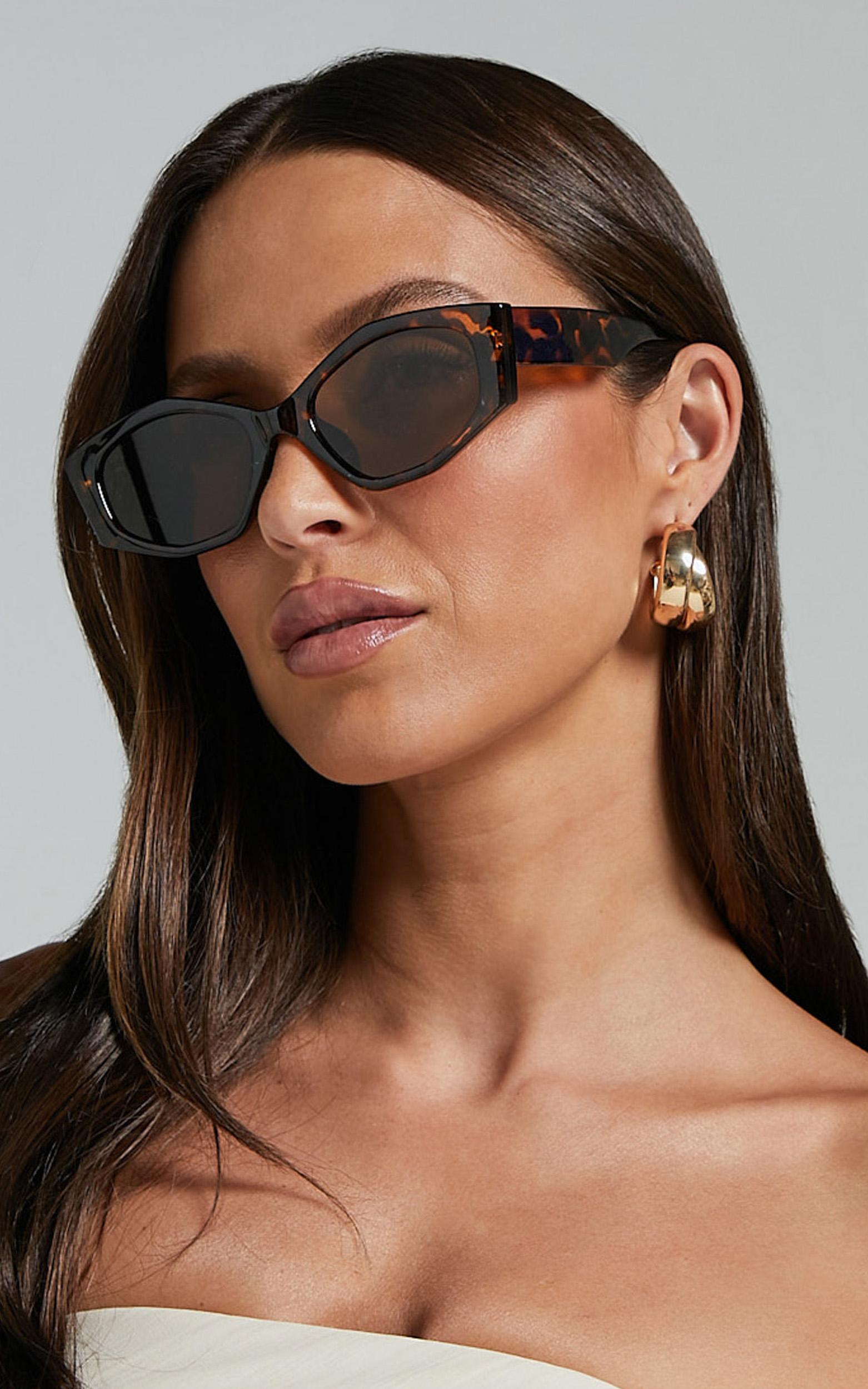 keisha sunglasses - wide rim sunglasses in tort