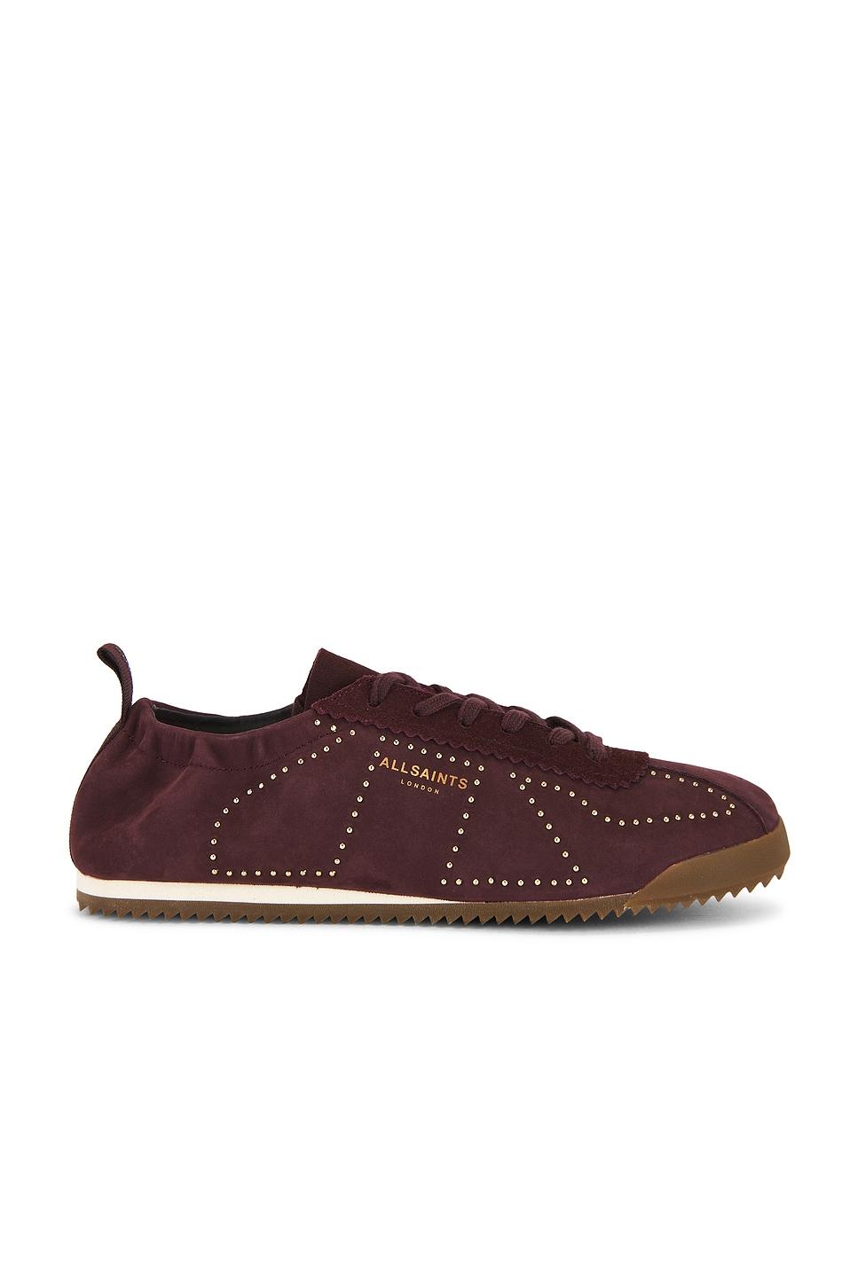 kenny stud runner sneaker