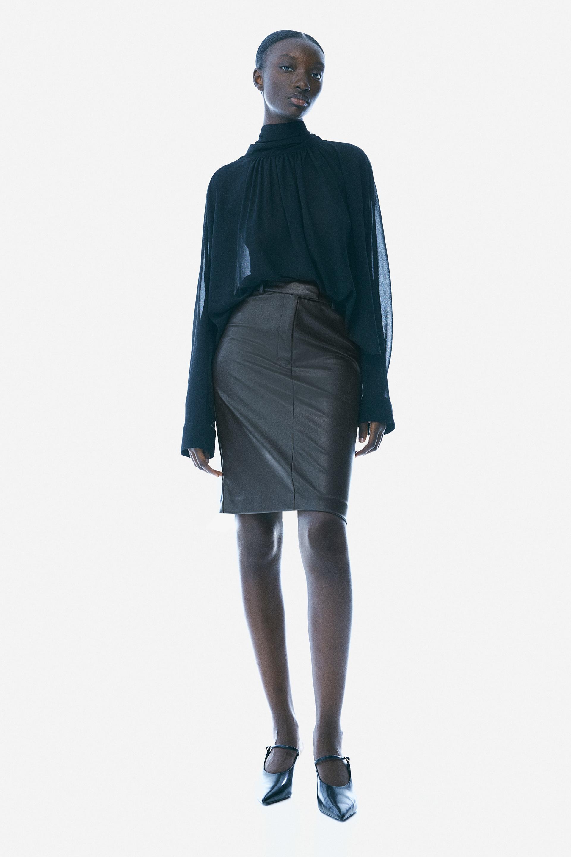 knee-length pencil skirt