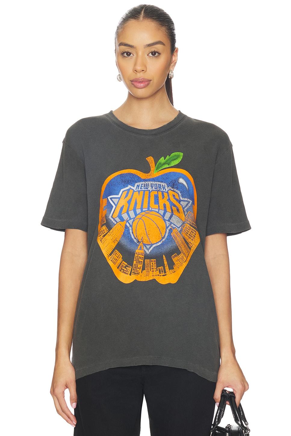 knicks big apple vintage tee