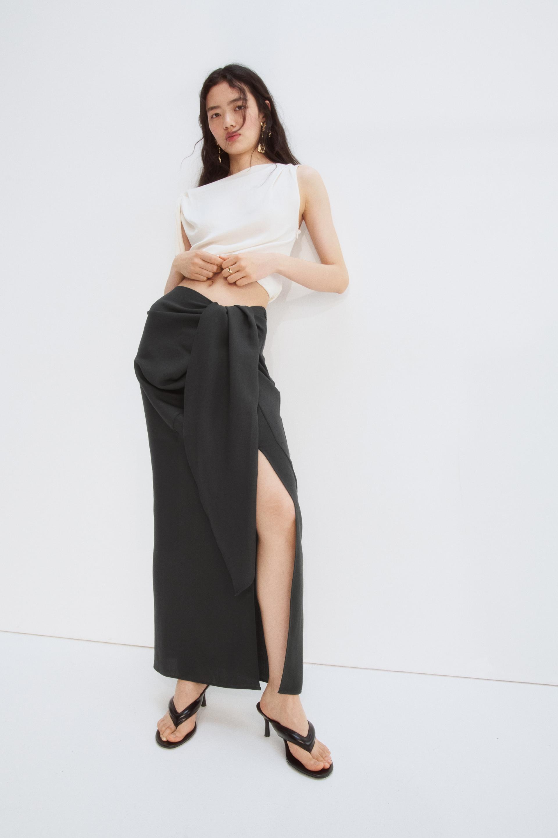 knot-detail maxi skirt