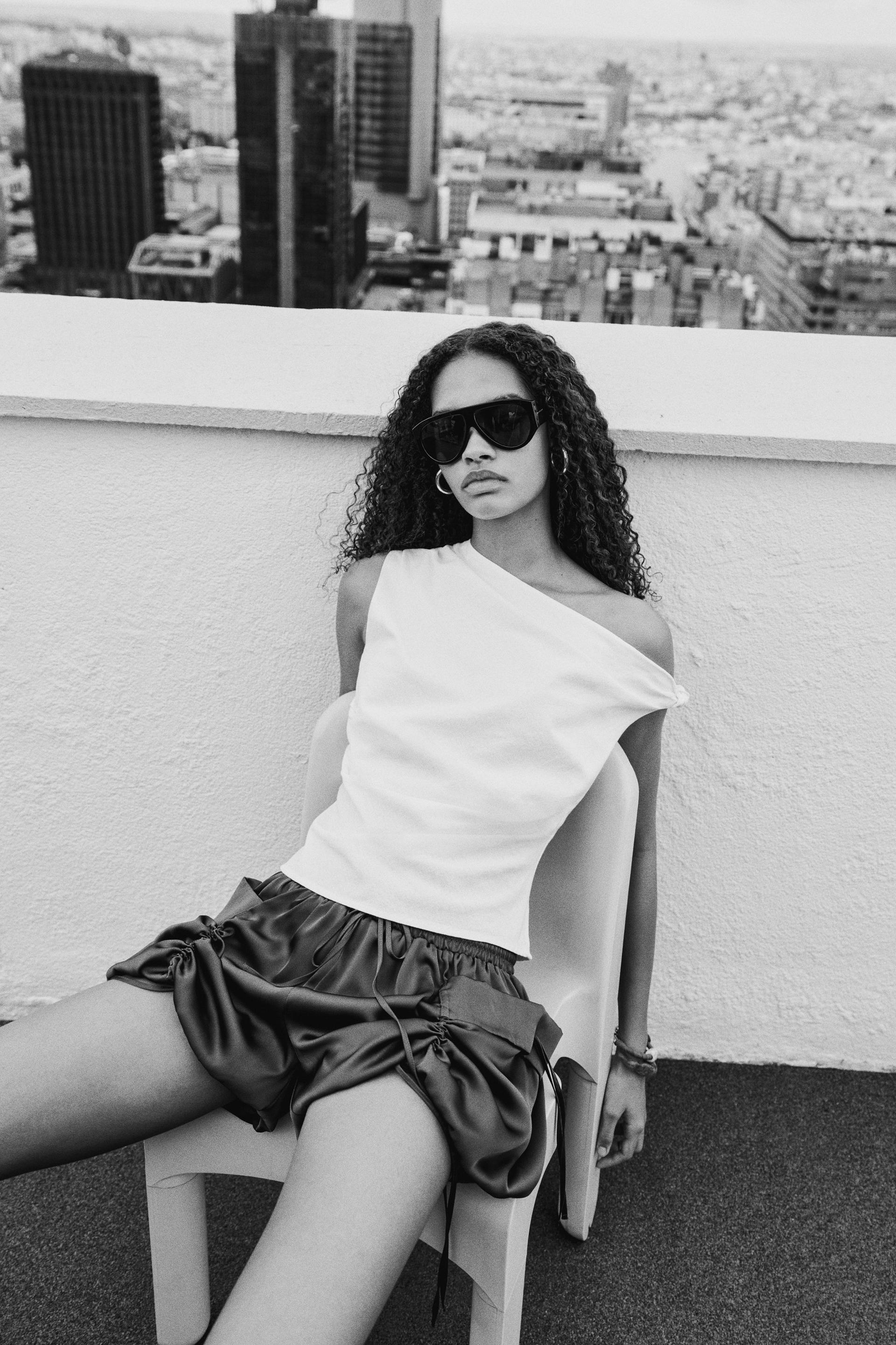 knot-detail one-shoulder top