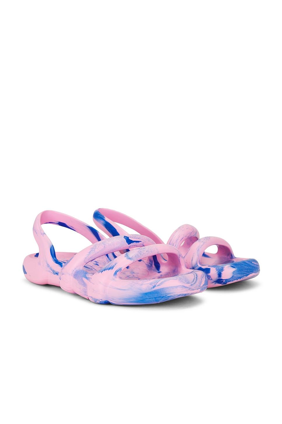 kobarah flat sandal