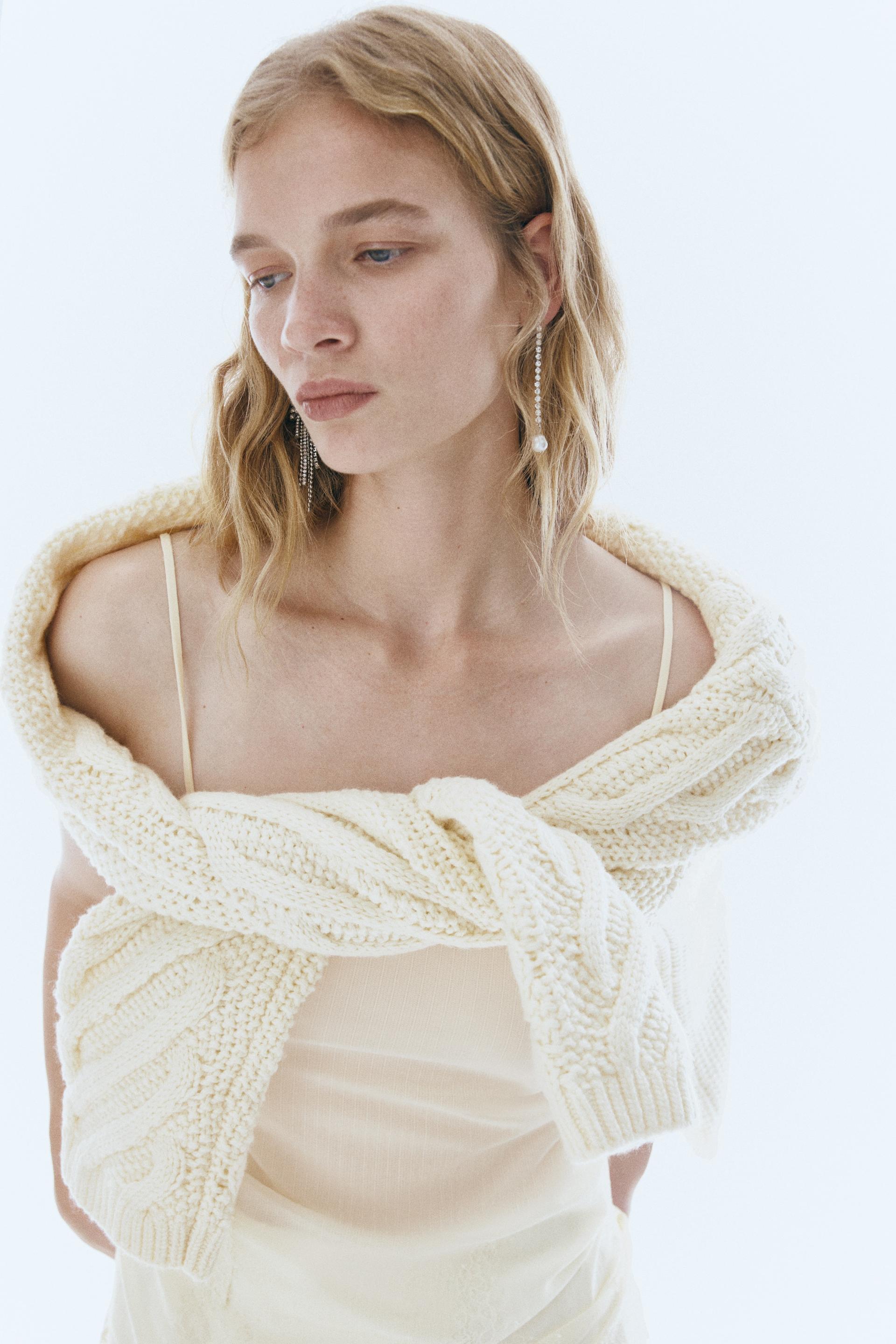 lace-trimmed camisole top