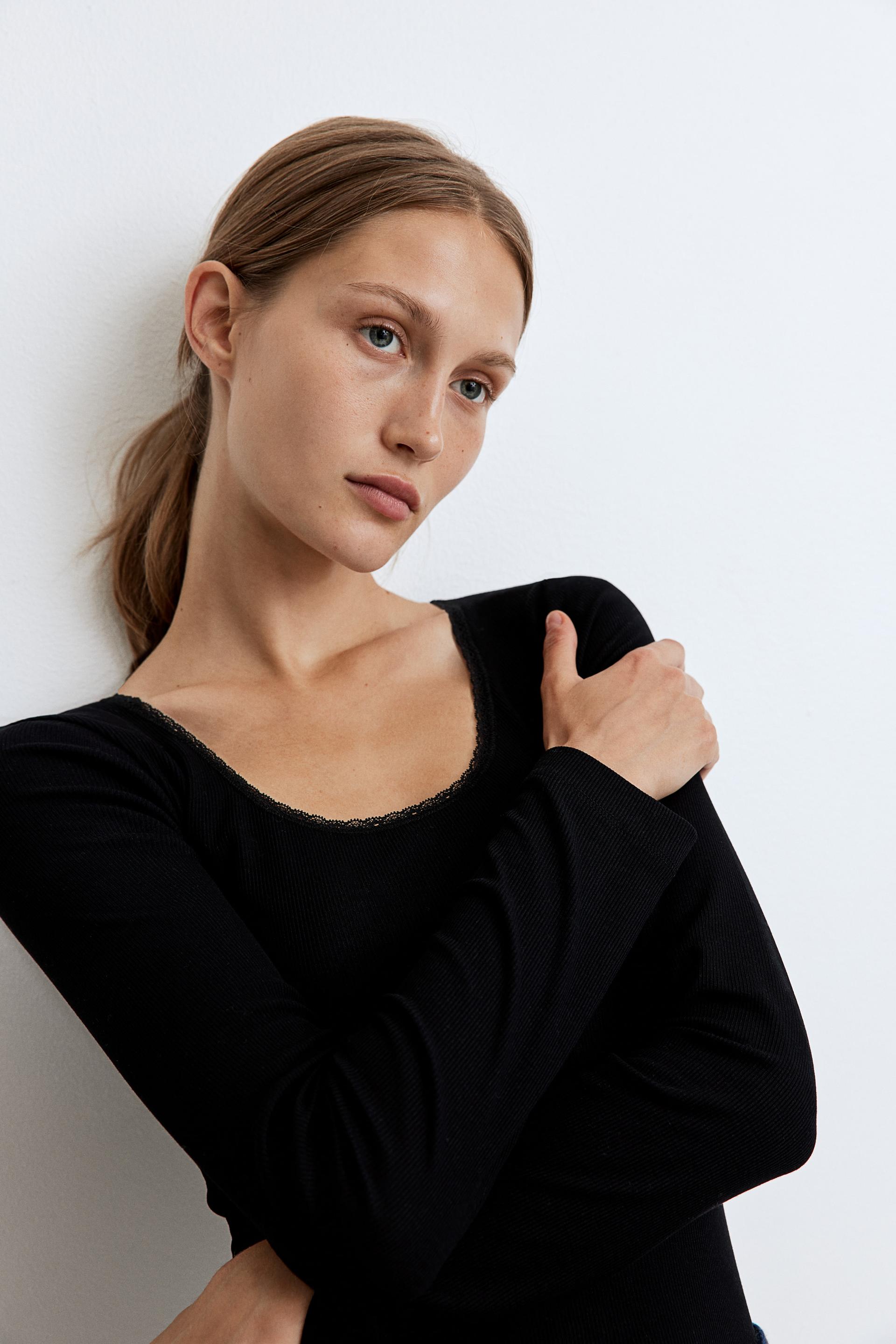 lace-trimmed ribbed top