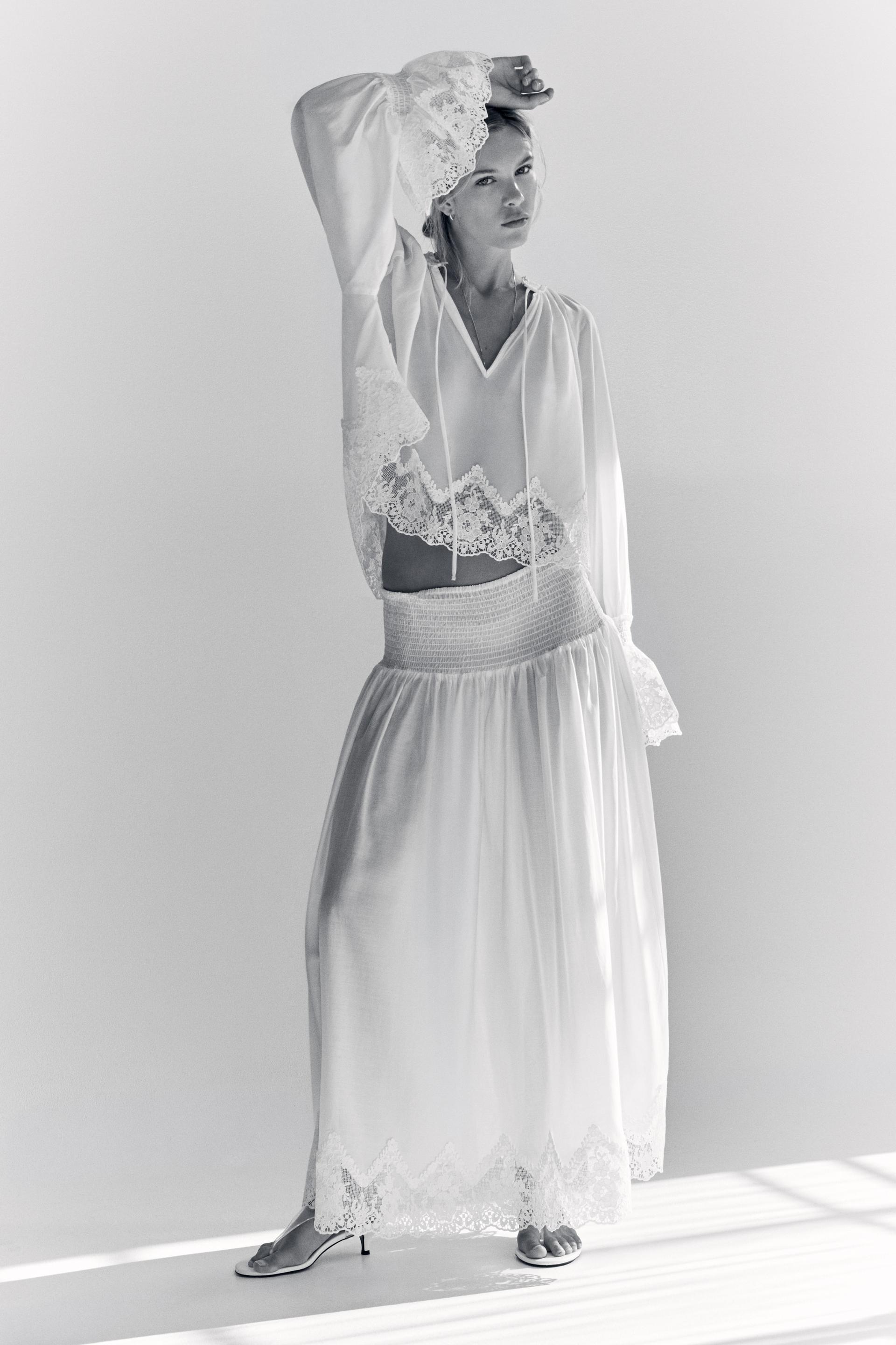 lace-trimmed smocked skirt