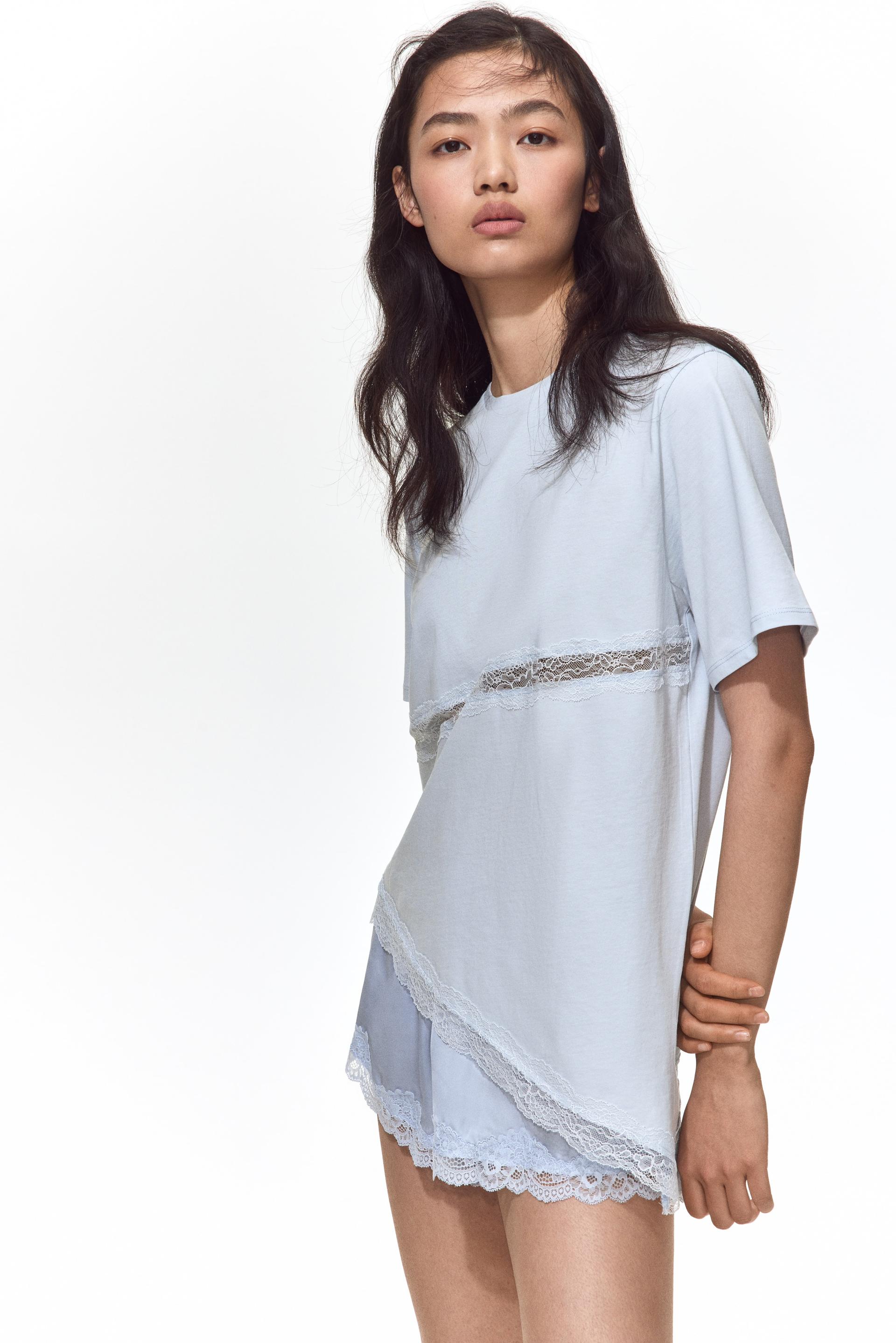 lace-trimmed t-shirt